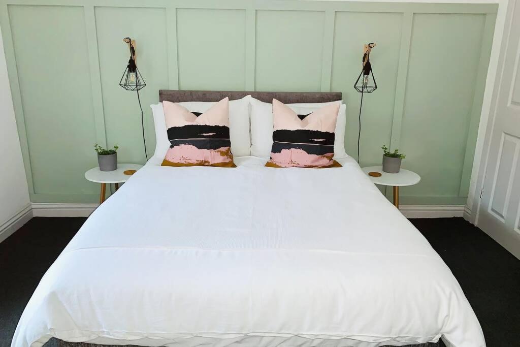 The Nook - A Stylish Apartment With Garden, Near The Beach Berwick Upon Tweed Exteriör bild