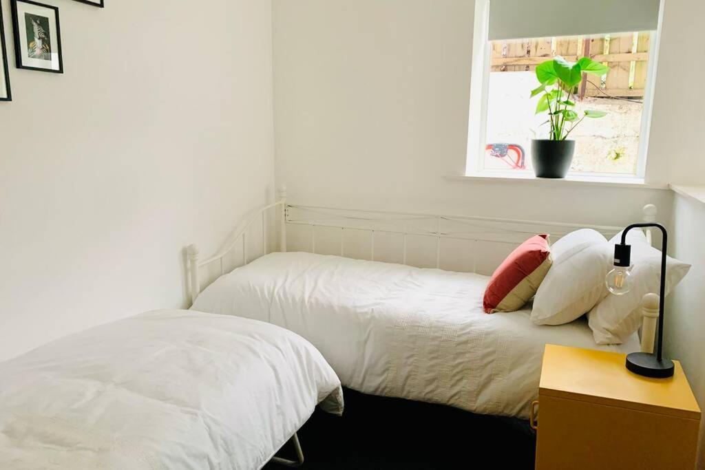 The Nook - A Stylish Apartment With Garden, Near The Beach Berwick Upon Tweed Exteriör bild